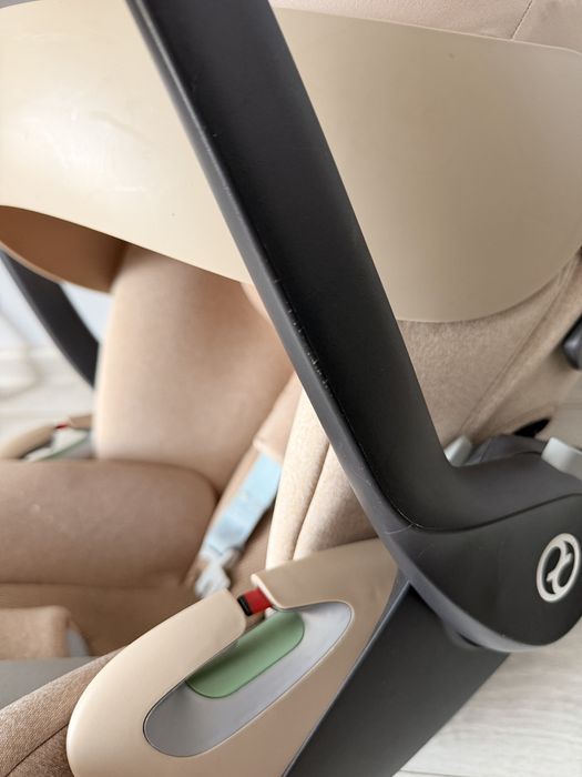 Cybex Cloud T i-size