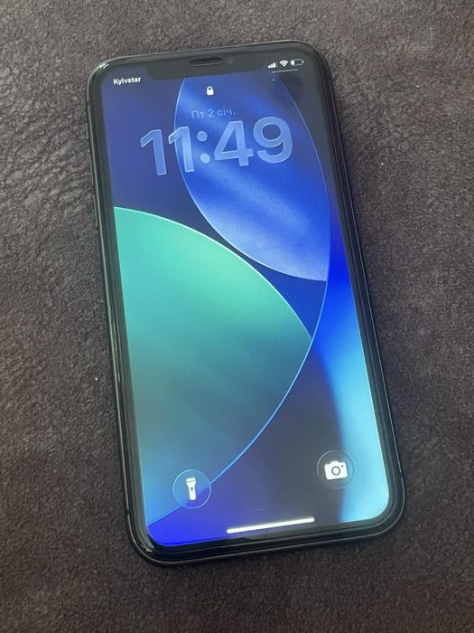 Продам айфон 11 торг