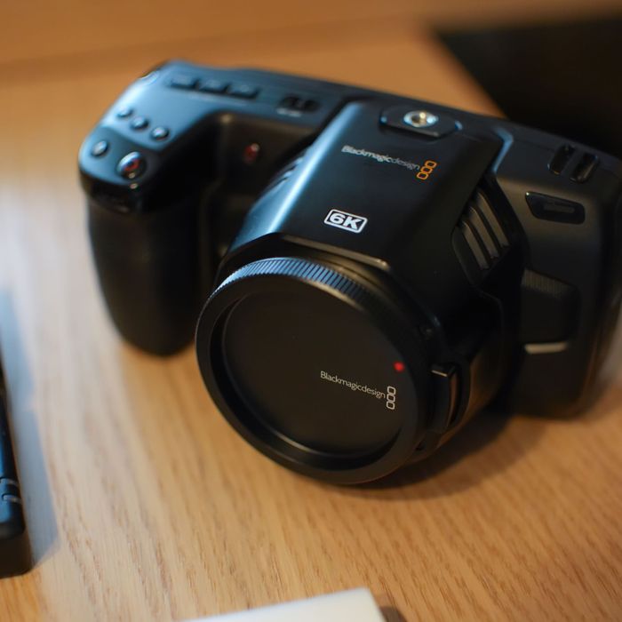 Blackmagic 6k como nova