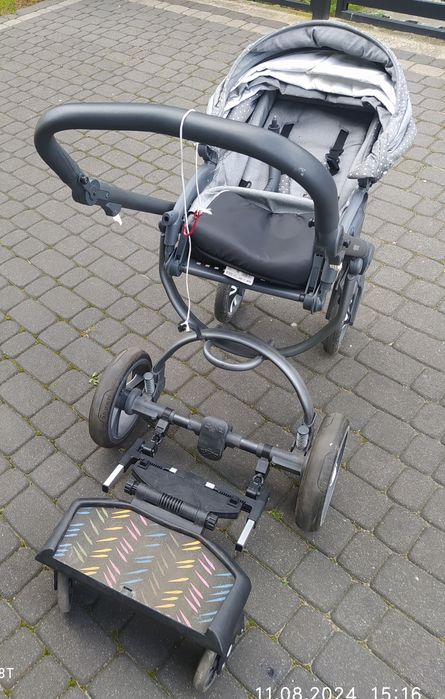 Dostawka/przystawka/platforma do wózka dziecięcego.