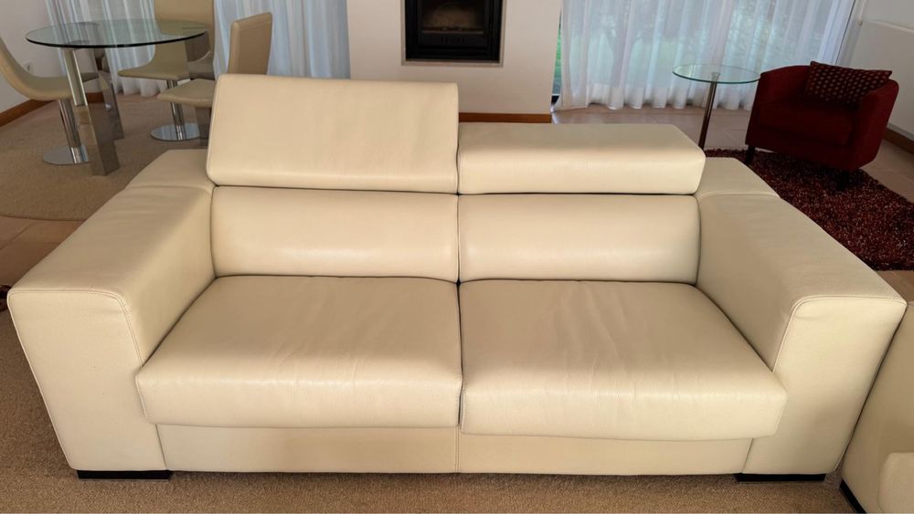Sofas em Pele semi-novos