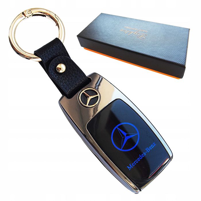 Breloczek LED z logo Mercedesa