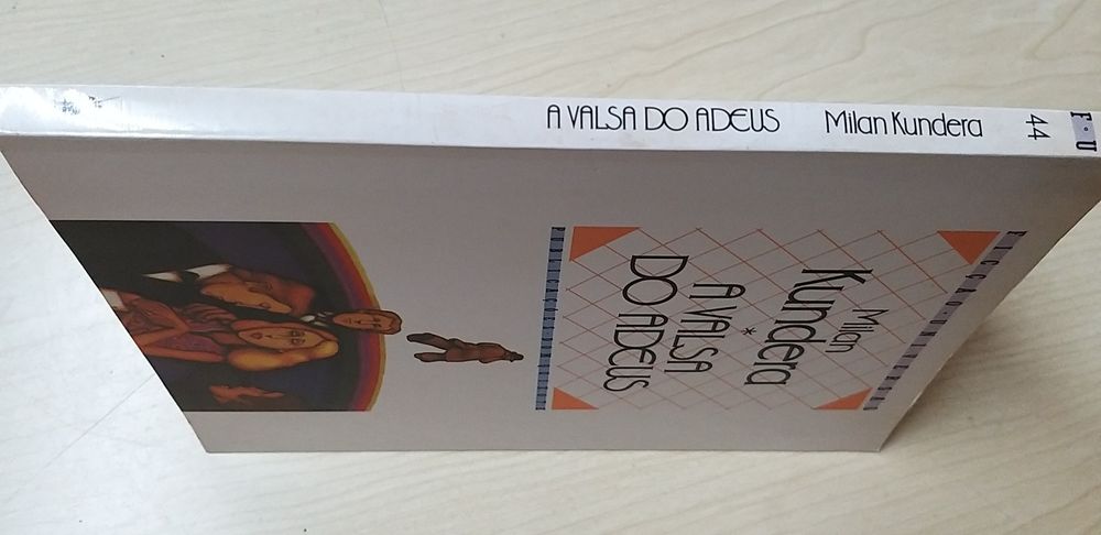 A Valsa do Adeus de Milan Kundera.