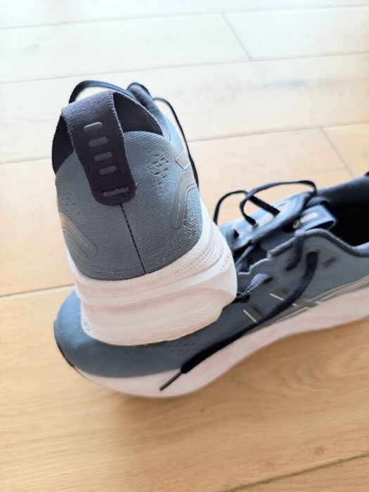 Sapatilhas  Asics Kayano 32 tamanho 42.5