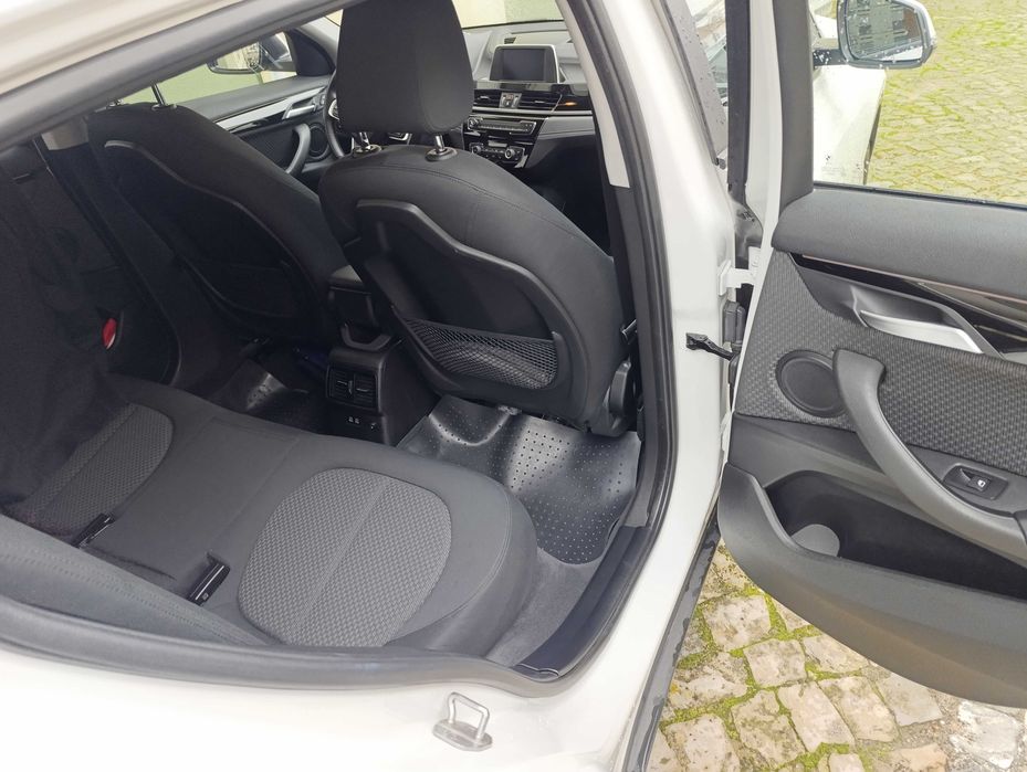 Vende-se BMW X2 1.8 sDrive. Um SUV desportivo para salientar o seu prestígio