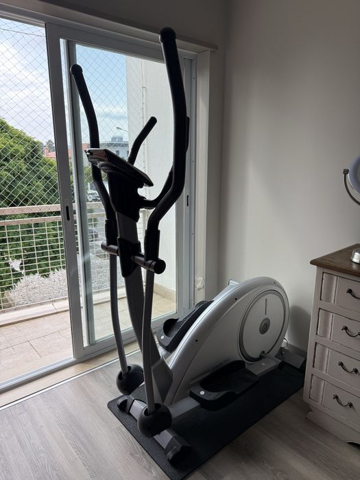 Bicicleta elíptica quase nova