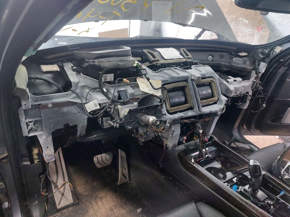 Замена торпедо  СТО замена радиаторов отопителя