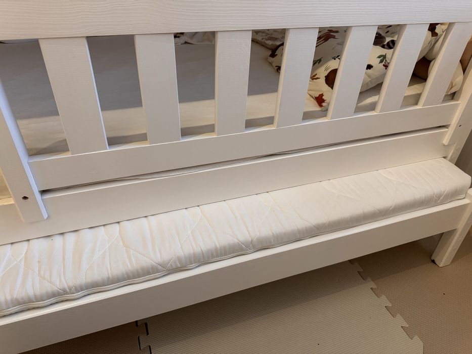 Lożko pietrowe trzyosobowe LanoMeble Klara białe 90x200