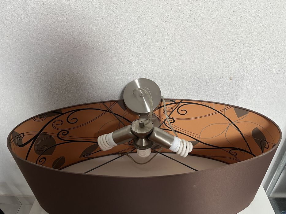 Candeeiro de mesa de cabeceira e teto