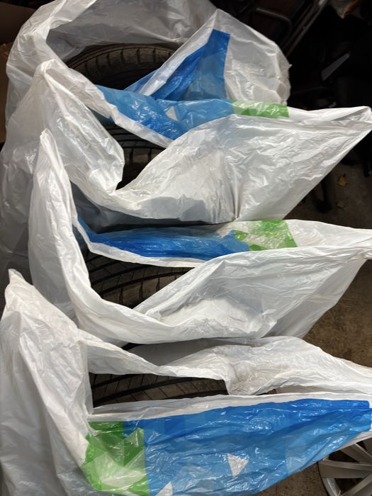 Opony letnie Bridgestone Touranza 215/60 r16 95V