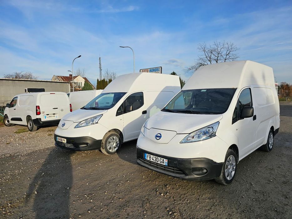 Nissan E-NV200 MAXI L2H2 ELEKTRYK 40 KVH KLIMA KAMERA  30900 plus podatek zasieg około 250 km