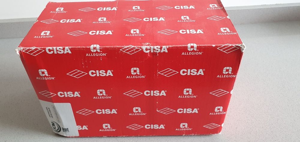 Fechadura, com 4 chaves