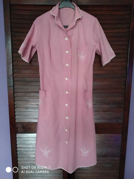 Fartuch ręcznie haftowany