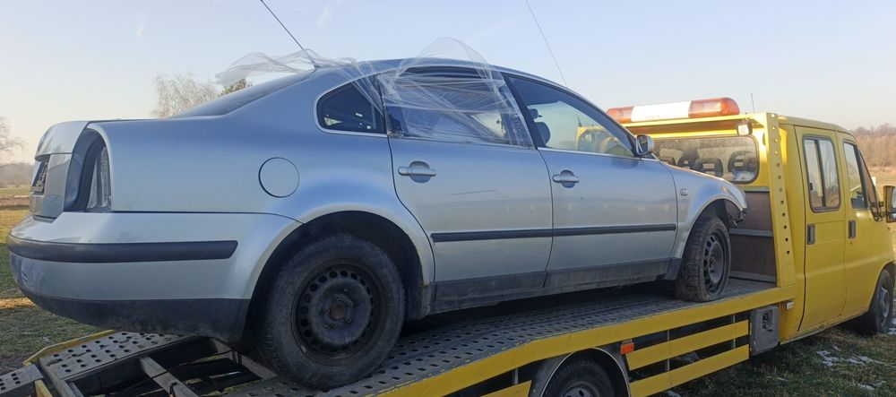 Sprzedam wszystkie części z demontażu