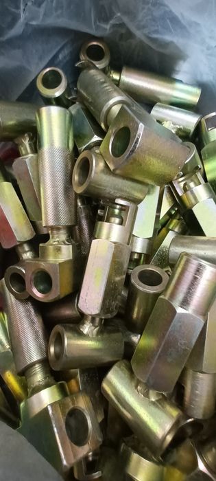 Токарні роботи. Швидко, точно, за вашими кресленнями та зразками.