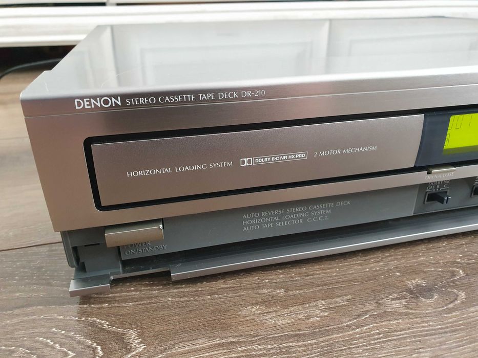 Magnetofon deck Denon dr-210