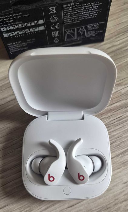 Słuchawki bezprzewodowe dokanałowe Apple Beats Fit Pro MK2G3EE/A białe