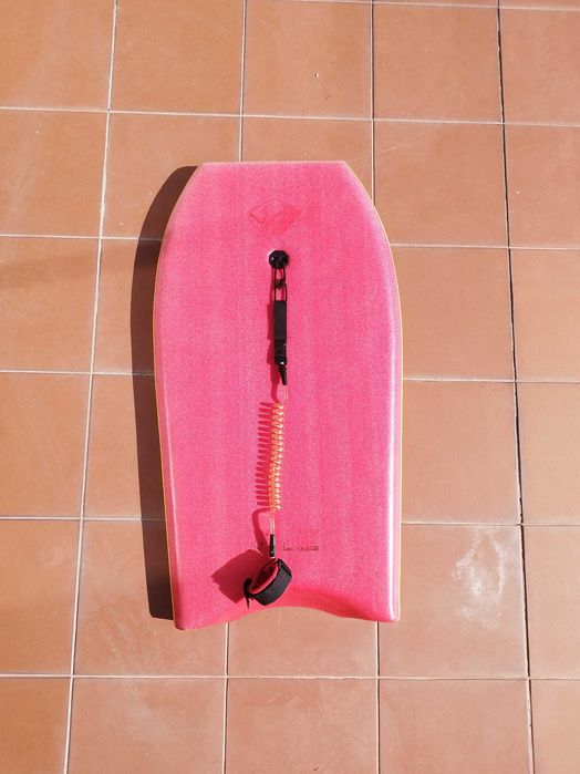 Prancha Bodyboard DEEPLY c/ Capa