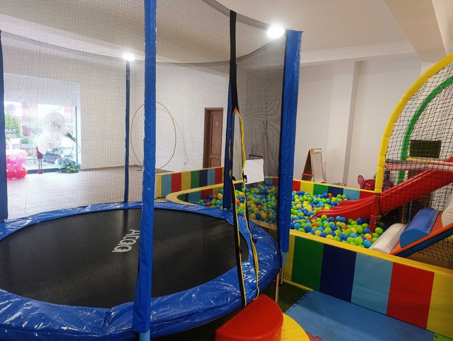 Trespasse parque infantil playground para festas de aniversário