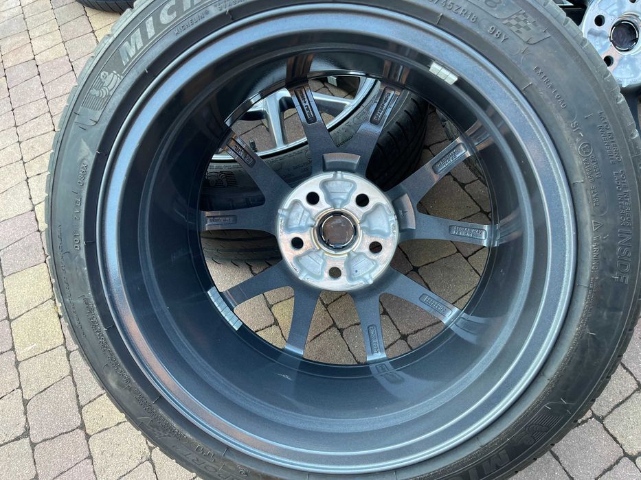 4105. Koła letnie Tesla S oryginalne 5x120 235/45/18 Michelin 2022r