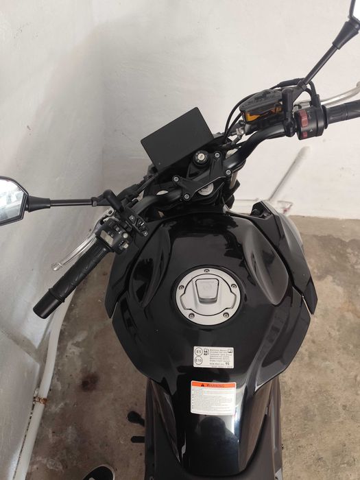 NK 650 com 1 ano e meio de garantia