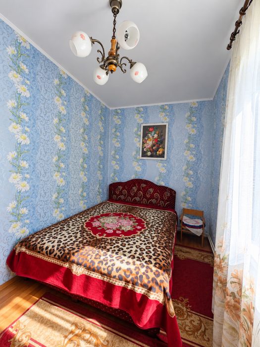 Продам будинок. Частину будинку, площею 87м в центрі міста.