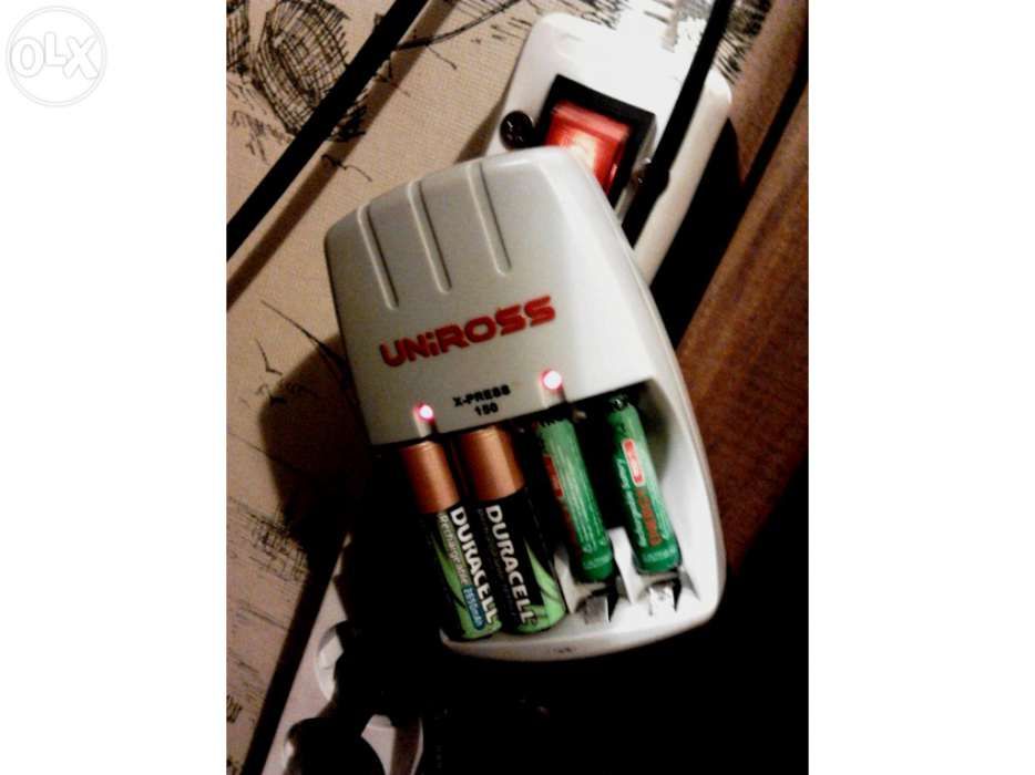 Carregador de pilhas ou baterias uniross x-press 150