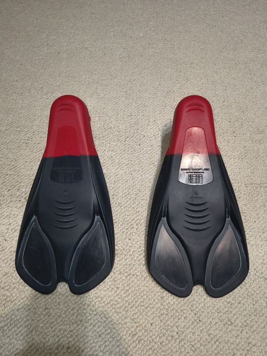 Płetwy treningowe Speedo Biofuse r. 42-43