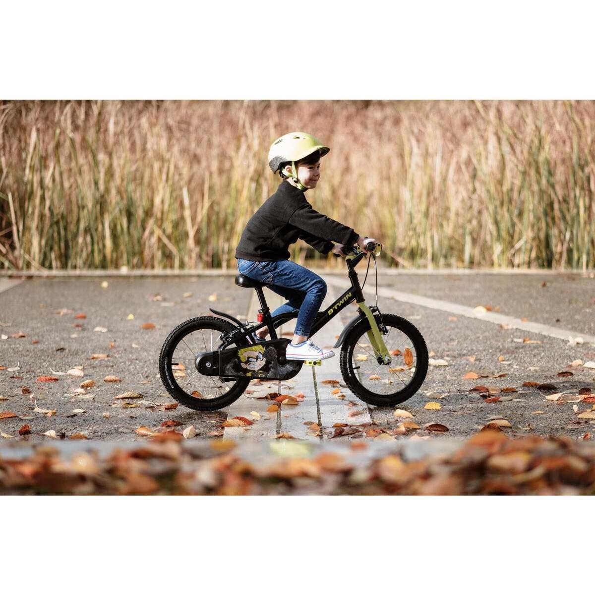 Btwin dark hero sale