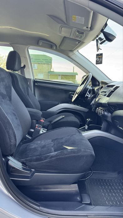 ОФІЦІЙНИЙ Mitsubishi Outlander Аутлендер XL 2012 р. 2,4 газ/бенз АКПП