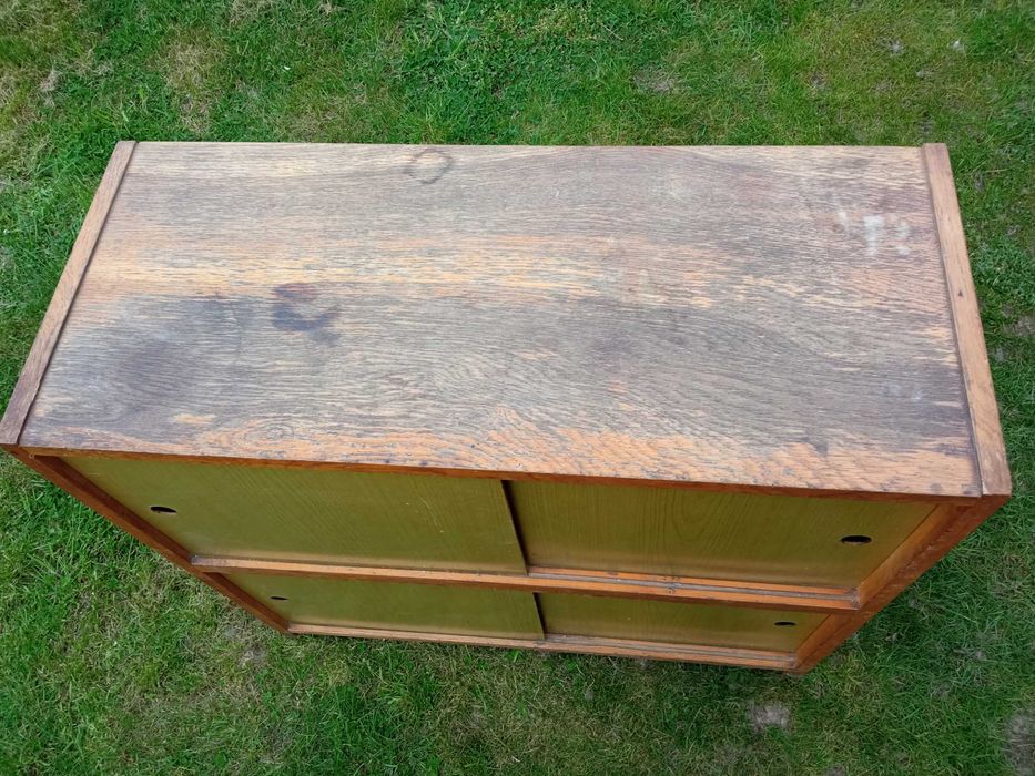 Szafka na buty z PRL. 80x76x33 cm