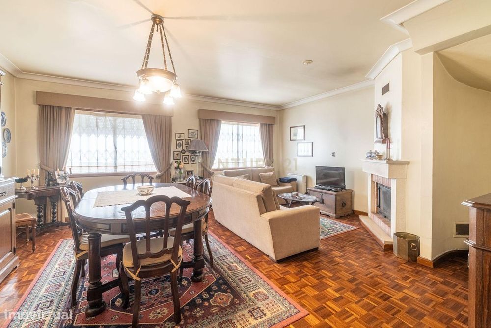 Duplex T3 com Suíte, Varanda e Garagem junto ao El Corte Inglés