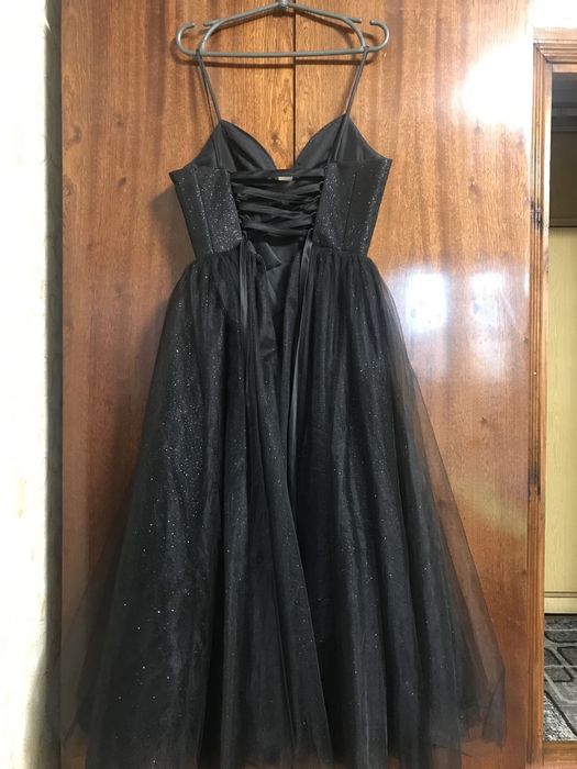 Випускна сукня дуже гарна,