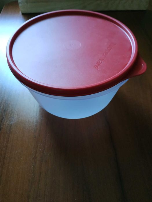 Контейнер хит парад 2л.tupperware