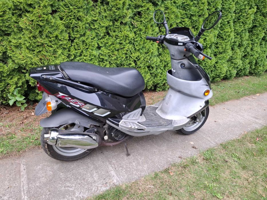 Piaggo 125 kat B cały mały przebieg