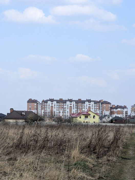 Продаж ділянки під будівництво, Крихівці