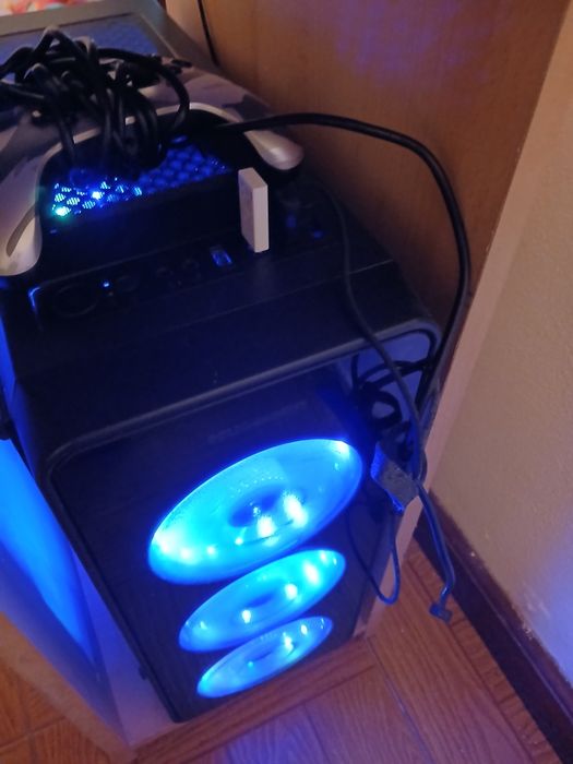Vendo Pc fixo mais componentes