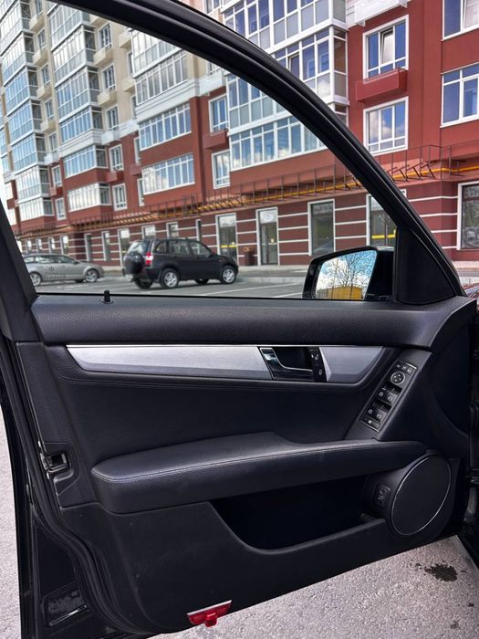 Mercedes c320 3.2 Дизель, 4matic! Для ЗСУ