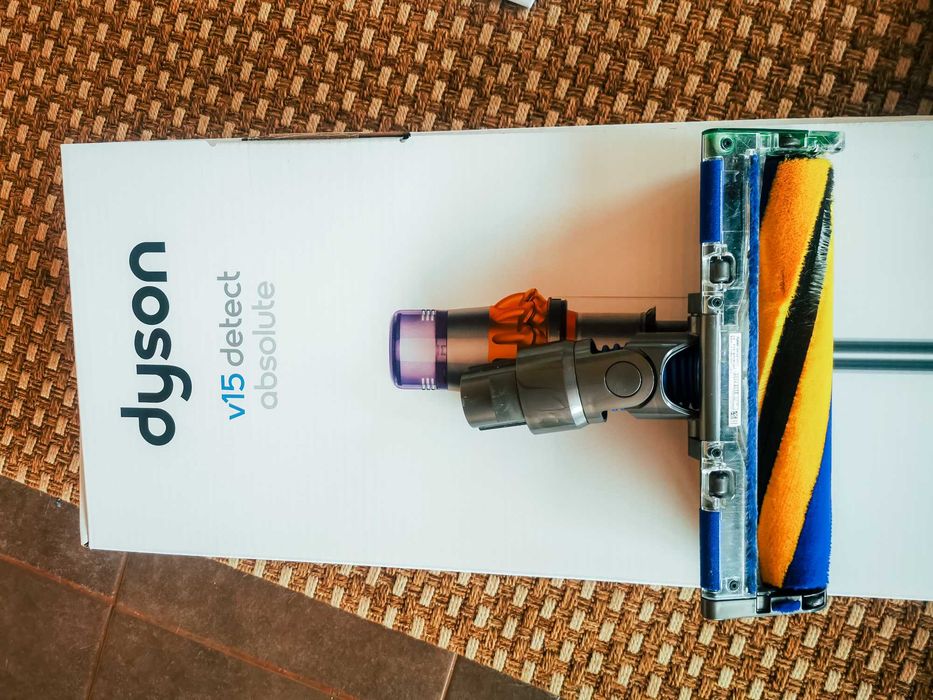 Dyson V15 Detect Absolute