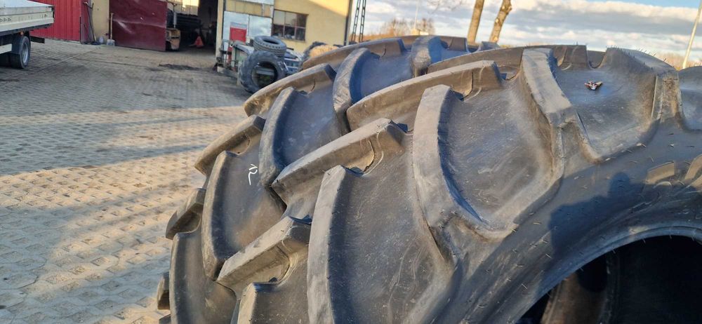 520/70r38 460/85r38 18.4-38, 18.4r38 Mitas 99% bieżnik