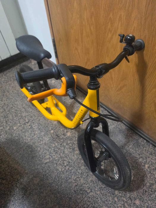 Bicicleta de Aprendizagem de 12 Polegadas em Alumínio Runride 900 Amarela