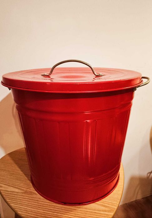 kosz metalowy z pokrywą IKEA