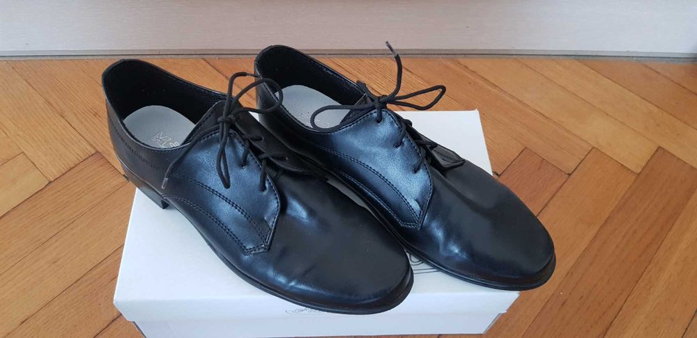 Eleganckie buty czarne dla chłopca rozm. 36- KOMUNIA, JAK NOWE!