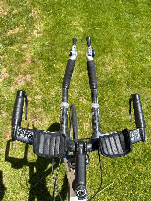 Bicicleta de carbono para triatlo