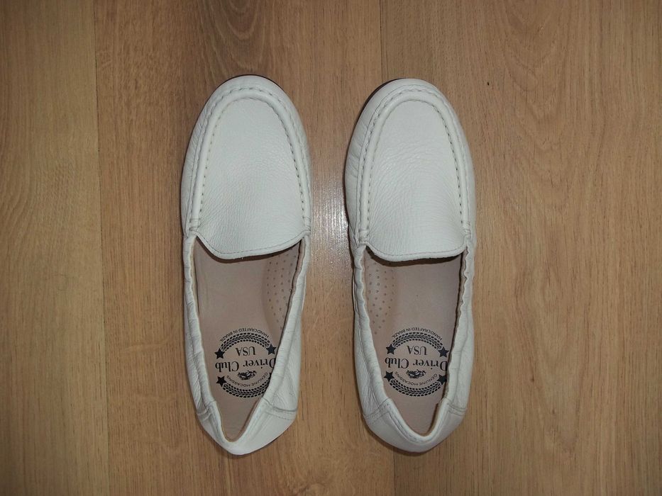 Жіночі шкіряні мокасіни Driver Club.