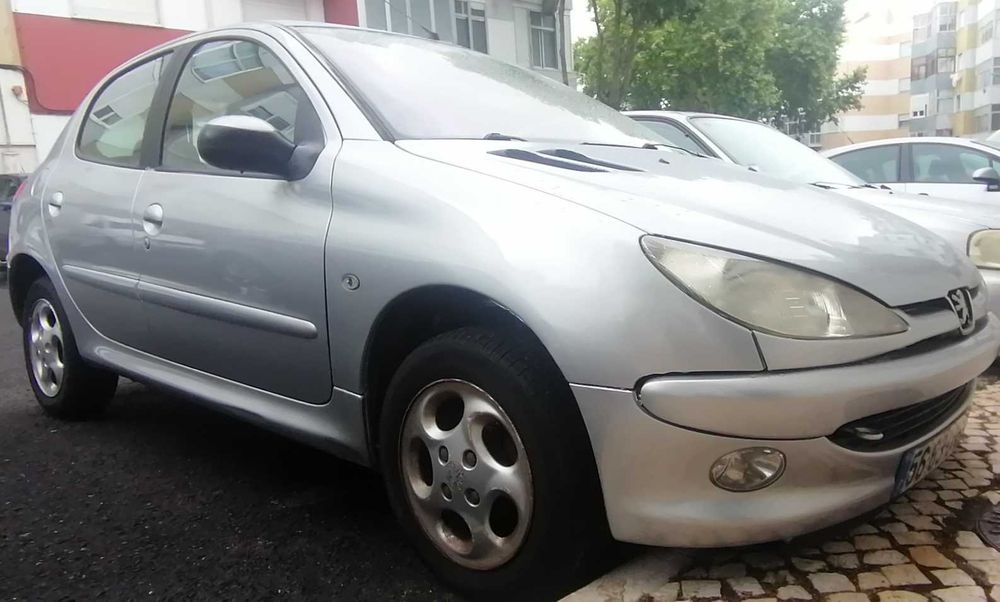 Peugeou  206  1.1