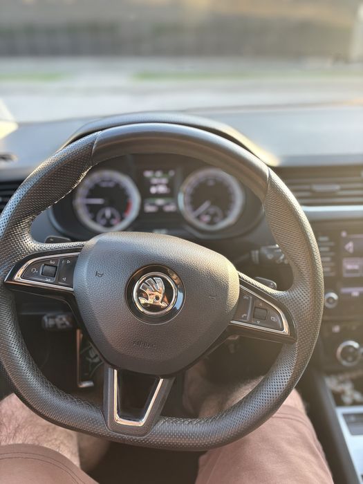 Skoda Octavia 1,6 дизель ідеальний стан