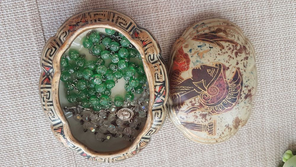 Szkatułka na Biżuterie-porcelana