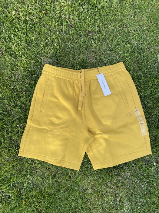 Новые шорты calvin klein (ck honey fleece shorts)с америки 32(m),34(l)