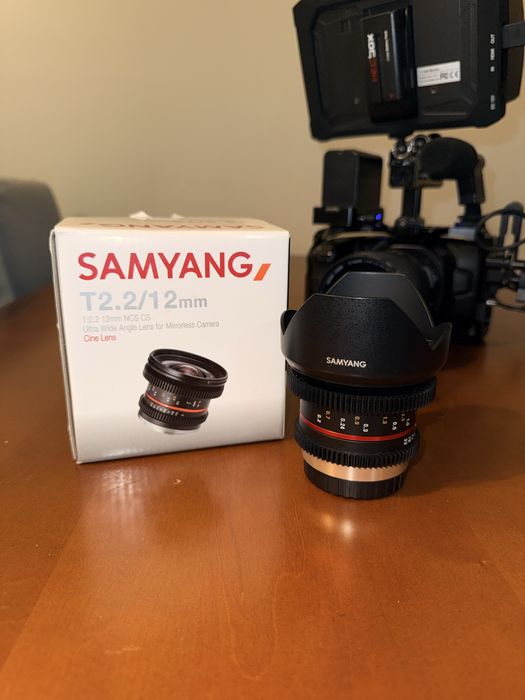 Blackmagic Pocket Cinema Camera 4K + Lentes + Rig + Crane 2S